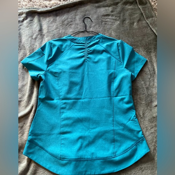 Size Small Scrubletics Blue Scrub Top - Picture 4 of 4